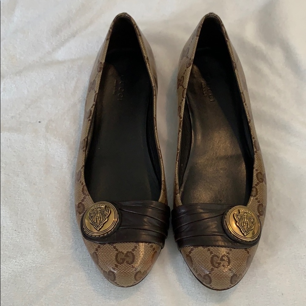 Gucci Flats